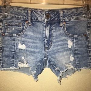American eagle distressed denim shorts